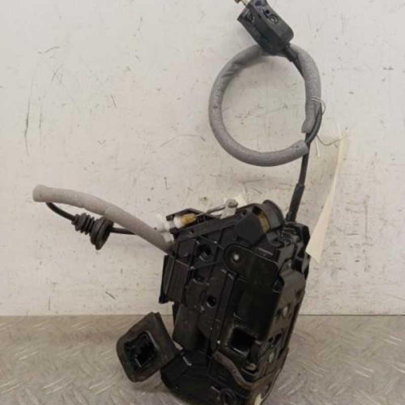 Serrure arriere gauche VOLKSWAGEN POLO 5 Serrure arriere gauche VOLKSWAGEN POLO 5