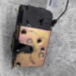 Serrure avant droit PEUGEOT 306