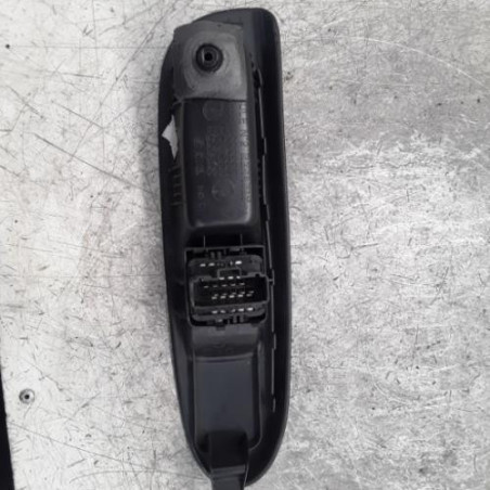 Interrupteur de leve vitre avant gauche RENAULT CLIO 2