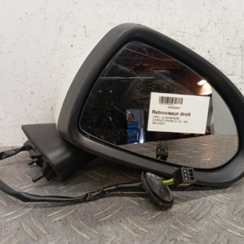 Retroviseur droit OPEL CORSA D