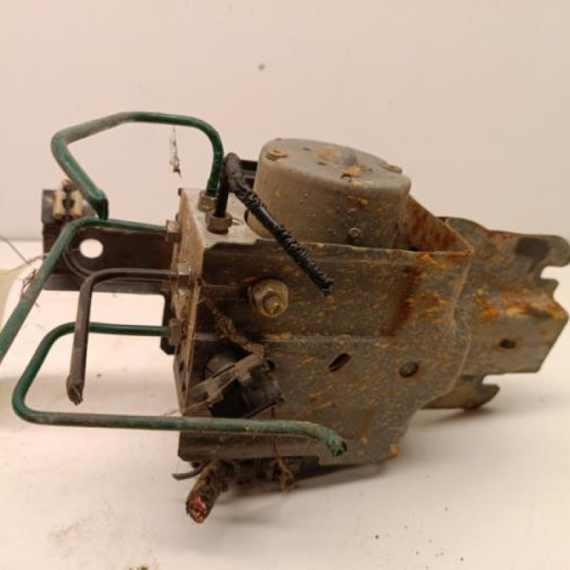 Bloc ABS (freins anti-blocage) RENAULT CLIO 2 Bloc ABS (freins anti-blocage) RENAULT CLIO 2