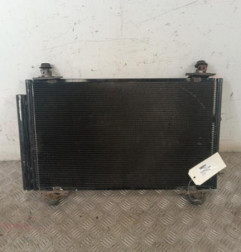 Radiateur clim TOYOTA PRIUS 2 Photo n°1