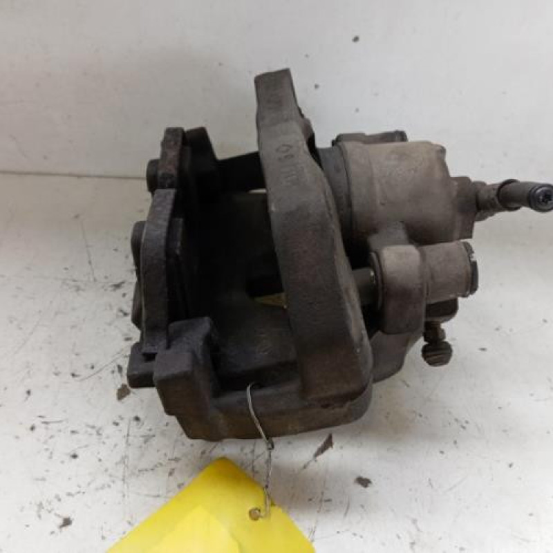 Etrier avant droit (freinage) CITROEN JUMPY 3 M Etrier avant droit (freinage) CITROEN JUMPY 3 M