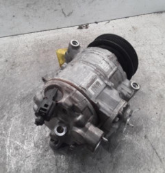 Compresseur clim AUDI A4 2 Photo n°3