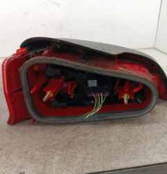 Feu arriere principal droit (feux) PEUGEOT 106