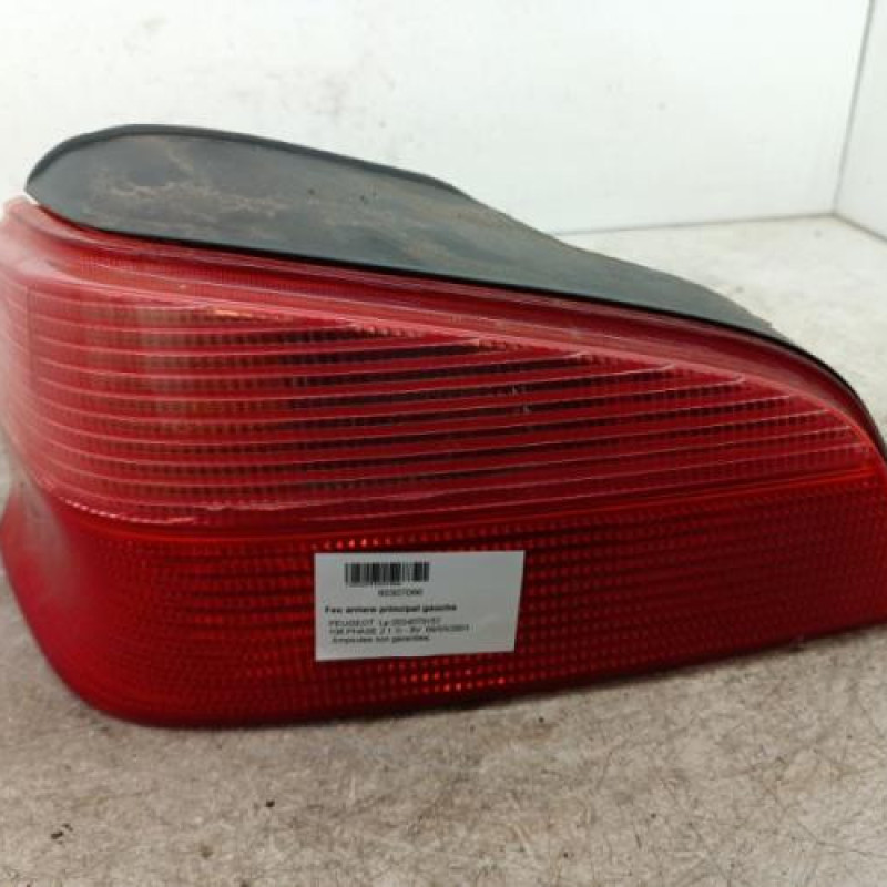 Feu arriere principal gauche (feux) PEUGEOT 106