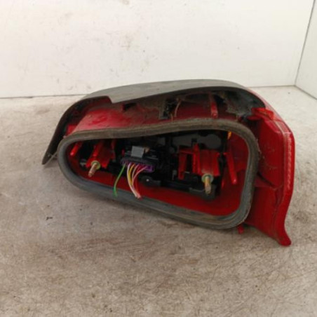 Feu arriere principal gauche (feux) PEUGEOT 106