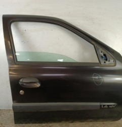 Porte avant droit RENAULT CLIO 2 Photo n°1