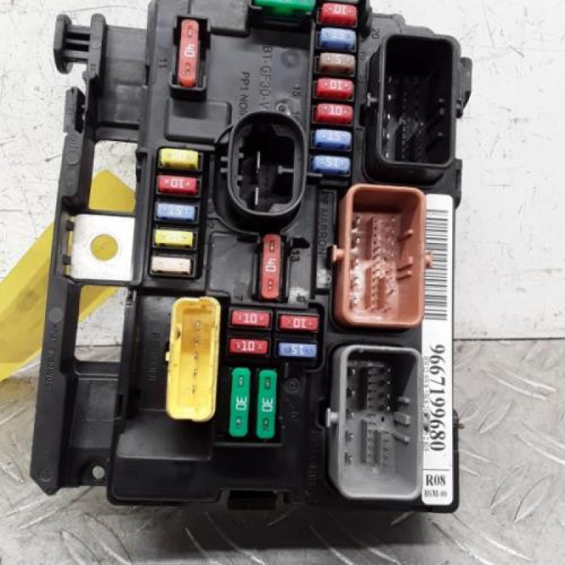 Boitier servitude moteur (BSM) CITROEN C3 2 Boitier servitude moteur (BSM) CITROEN C3 2