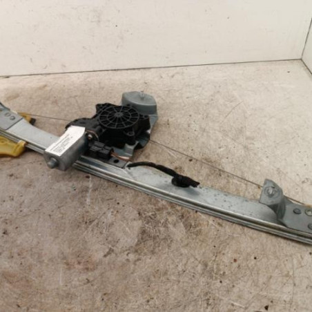 Leve vitre electrique avant gauche RENAULT CLIO 4 Photo n°1