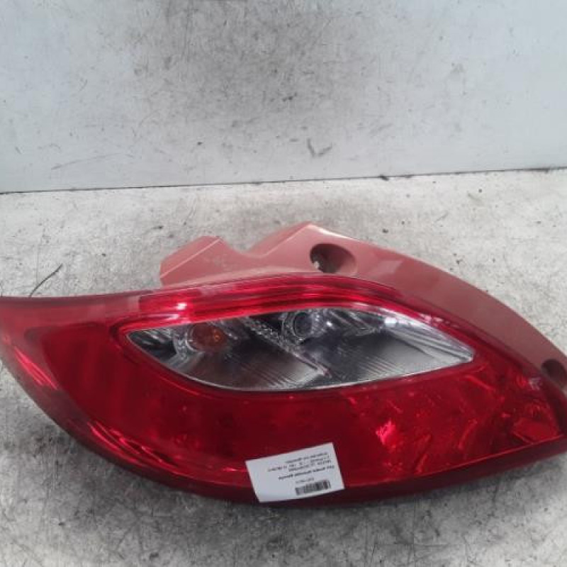 Feu arriere principal gauche (feux) MAZDA 2 2 Feu arriere principal gauche (feux) MAZDA 2 2