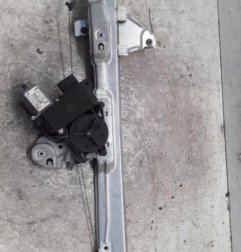 Leve vitre electrique avant gauche PEUGEOT 308 1 SW Photo n°1