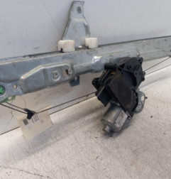 Leve vitre electrique avant gauche PEUGEOT 308 1 SW Photo n°3