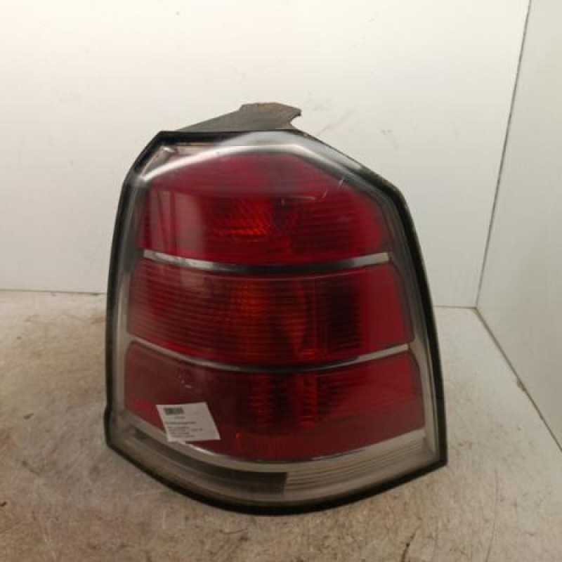 Feu arriere principal droit (feux) OPEL ZAFIRA B Feu arriere principal droit (feux) OPEL ZAFIRA B
