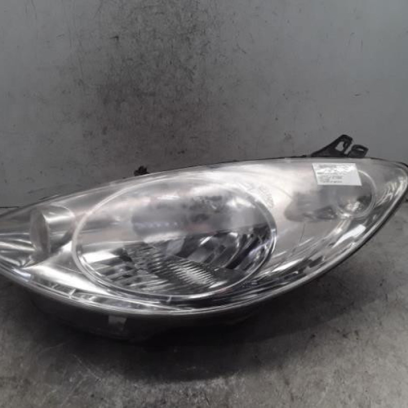 Optique avant principal gauche (feux)(phare) PEUGEOT 1007