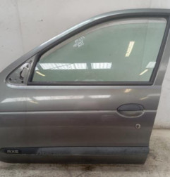Porte avant gauche RENAULT MEGANE 1 Photo n°1