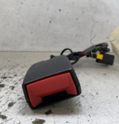 Attache ceinture arriere gauche PEUGEOT 5008 1