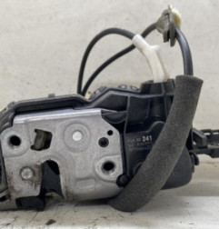 Serrure arriere droit PEUGEOT 5008 1