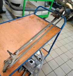 Moteur essuie glace avant RENAULT MODUS Photo n°1