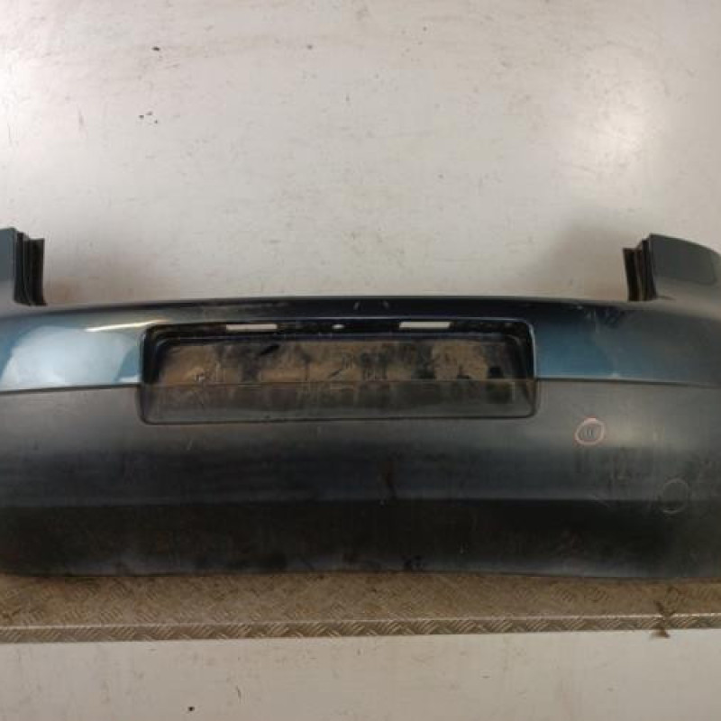 Pare choc arriere VOLKSWAGEN GOLF 5
