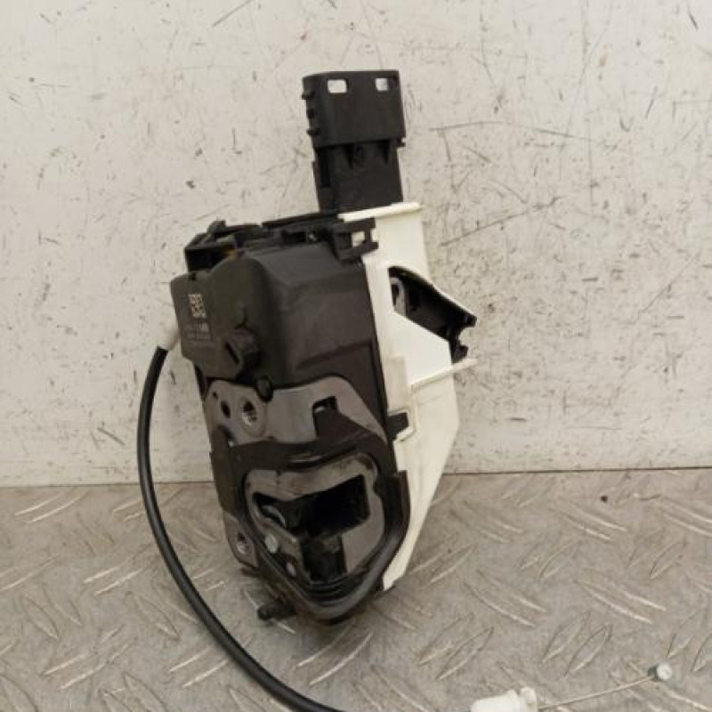 Serrure avant droit CITROEN C5 2 Serrure avant droit CITROEN C5 2