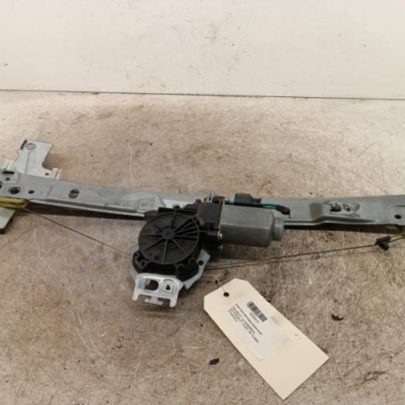 Leve vitre electrique avant droit PEUGEOT 207