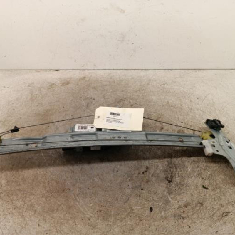 Leve vitre electrique avant gauche PEUGEOT 207