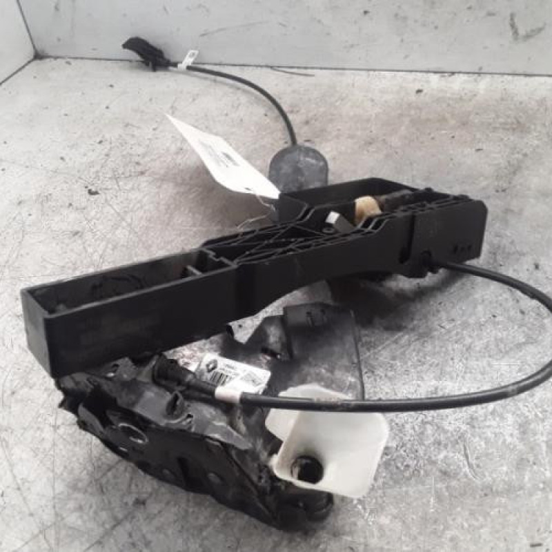 Serrure avant gauche RENAULT MEGANE 4