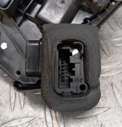 Serrure arriere droit VOLKSWAGEN POLO 5 Photo n°3