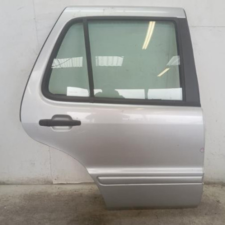 Porte arriere droit MERCEDES CLASSE M 163 Photo n°1