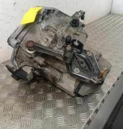 Boite de vitesses PEUGEOT 106 Photo n°4
