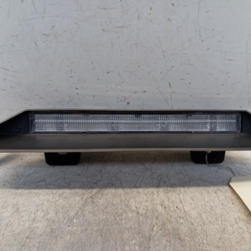 Feu arriere stop central RENAULT TWINGO 3