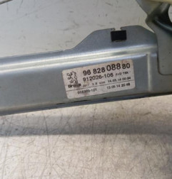 Leve vitre electrique avant droit PEUGEOT 5008 1 Photo n°5