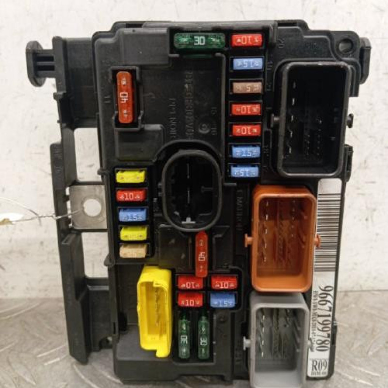 Boitier servitude moteur (BSM) PEUGEOT 207 Boitier servitude moteur (BSM) PEUGEOT 207