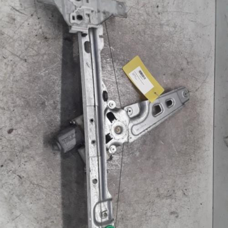Leve vitre electrique avant gauche PEUGEOT 3008 1