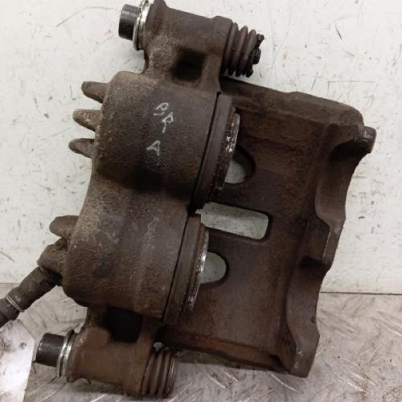 Etrier avant gauche (freinage) OPEL MOVANO B Etrier avant gauche (freinage) OPEL MOVANO B