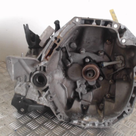 Boite de vitesses RENAULT CLIO 4 Photo n°1
