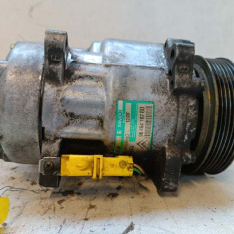 Compresseur clim PEUGEOT 607 Compresseur clim PEUGEOT 607