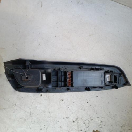Interrupteur de leve vitre avant gauche NISSAN MICRA 5