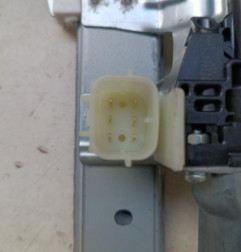 Leve vitre electrique avant droit NISSAN MICRA 5 Photo n°3