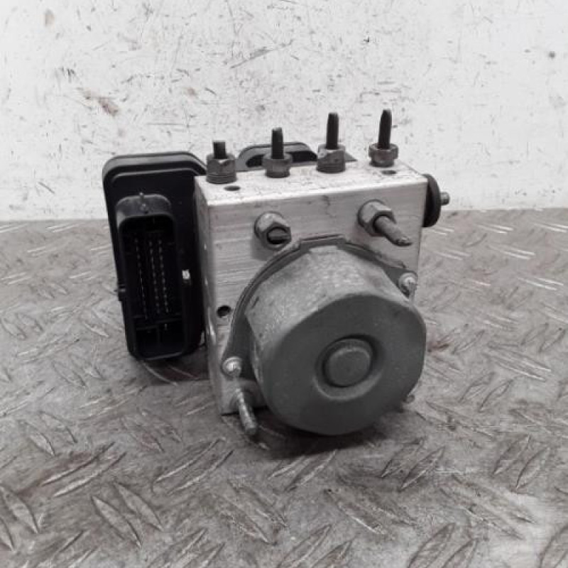 Bloc ABS (freins anti-blocage) RENAULT CLIO 4 Bloc ABS (freins anti-blocage) RENAULT CLIO 4