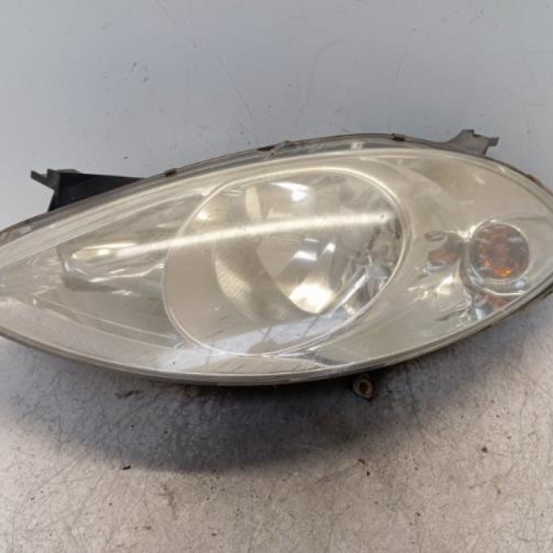 Optique avant principal gauche (feux)(phare) MERCEDES CLASSE A 169