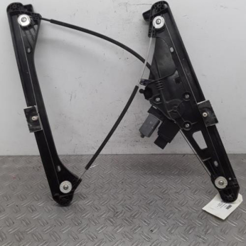 Leve vitre electrique avant droit PEUGEOT 3008 2