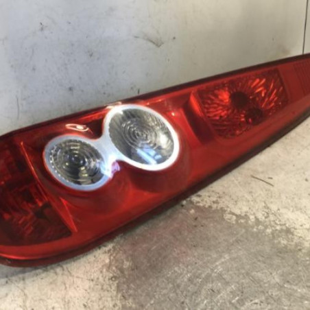 Feu arriere principal droit (feux) FORD FIESTA 5