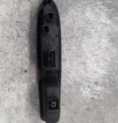 Interrupteur de leve vitre avant gauche CITROEN C4 2