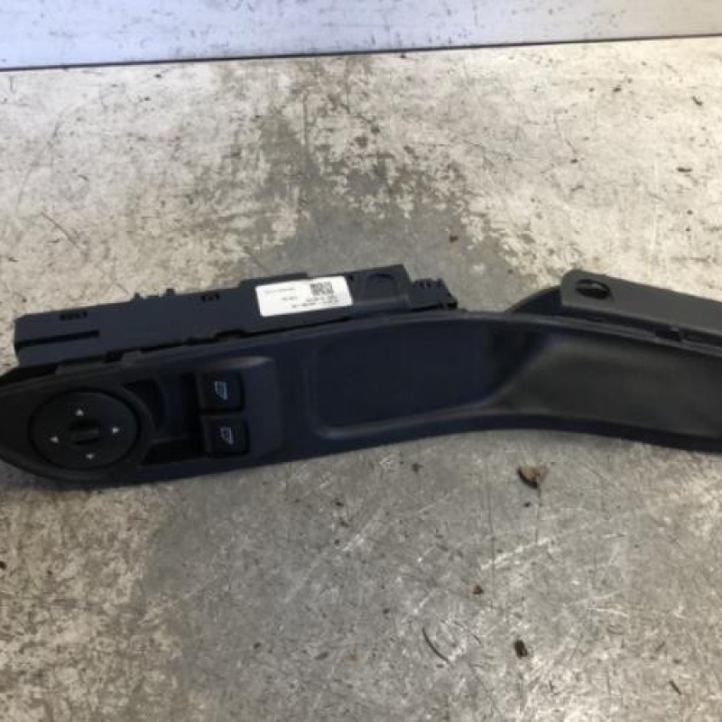 Interrupteur de leve vitre avant gauche FORD FOCUS 3