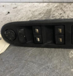 Interrupteur de leve vitre avant gauche CITROEN C5 2