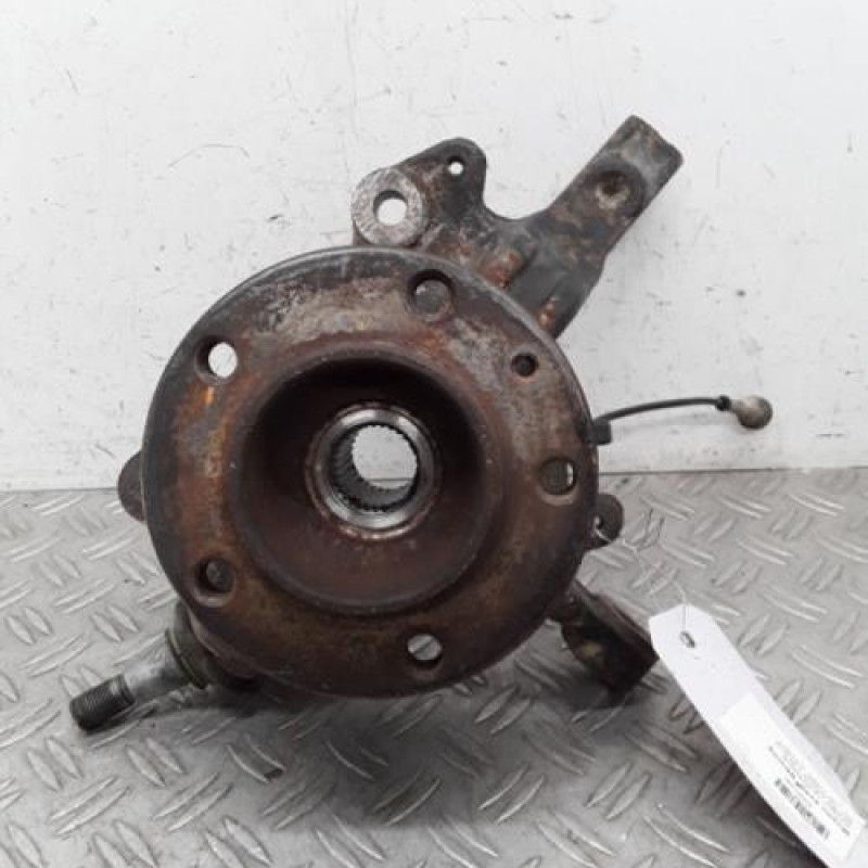 Moyeu avant gauche RENAULT MASTER 3 Moyeu avant gauche RENAULT MASTER 3