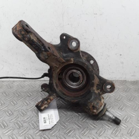 Moyeu avant gauche RENAULT MASTER 3