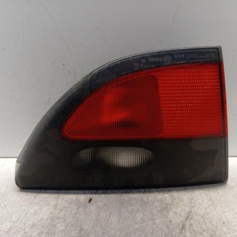 Feu arriere secondaire gauche (feux) RENAULT MEGANE 1 Feu arriere secondaire gauche (feux) RENAULT MEGANE 1